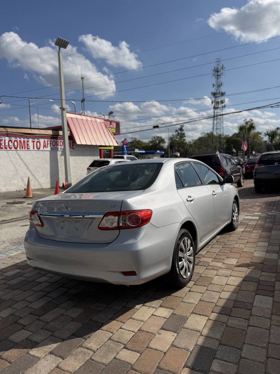Used 2012 Toyota Corolla LE FWD image 7