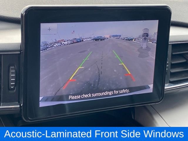 Used 2022 Ford Explorer XLT image 12