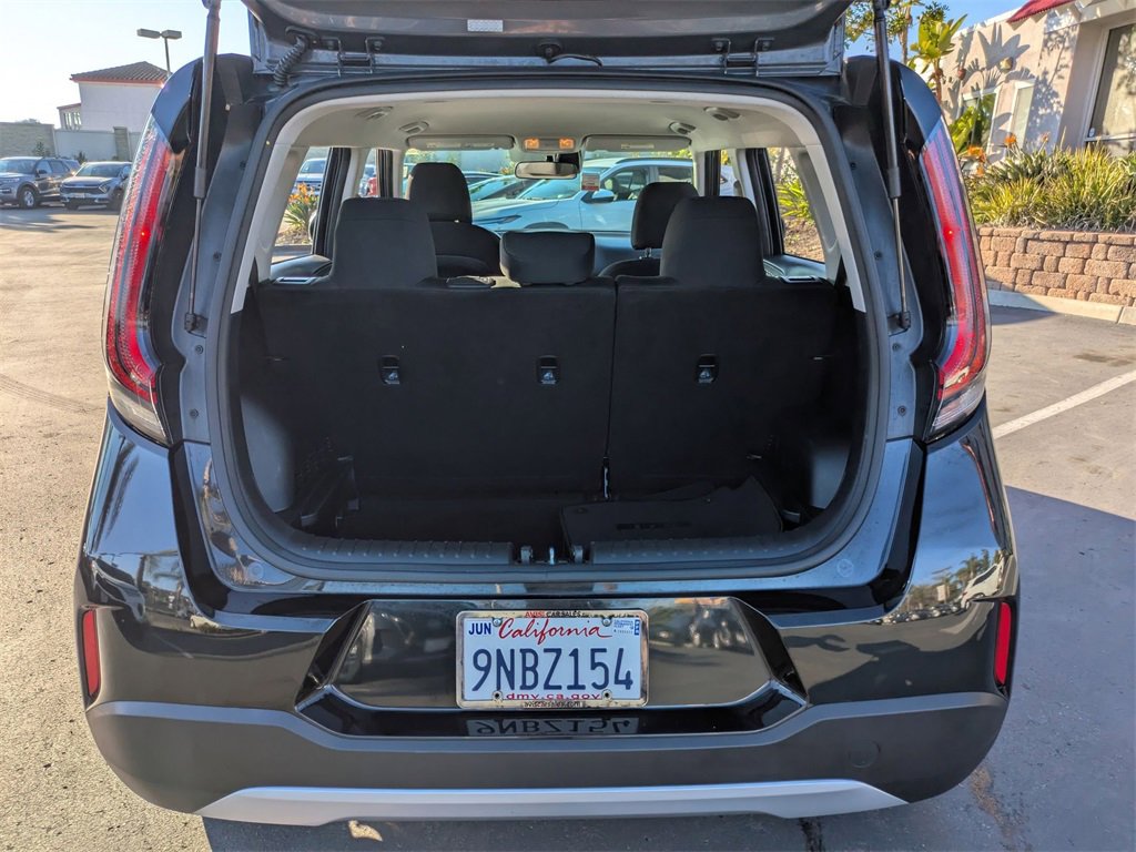 Used 2024 Kia Soul LX w/ Option Group 015 image 27