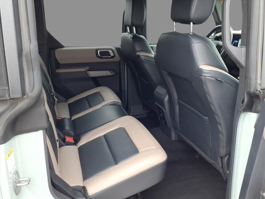 Used 2022 Ford Bronco Wildtrak image 11