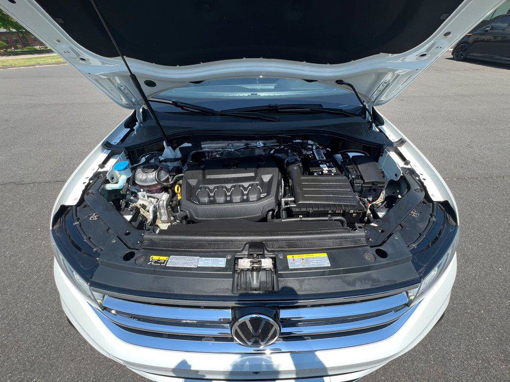 Certified 2022 Volkswagen Tiguan SEL R-Line AWD/4WD image 25