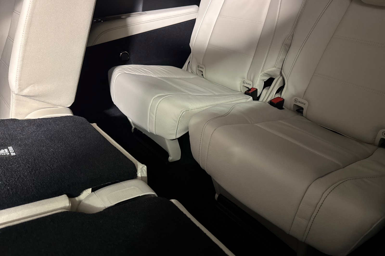 New 2026 Mercedes-Benz GLS 580 4MATIC image 29