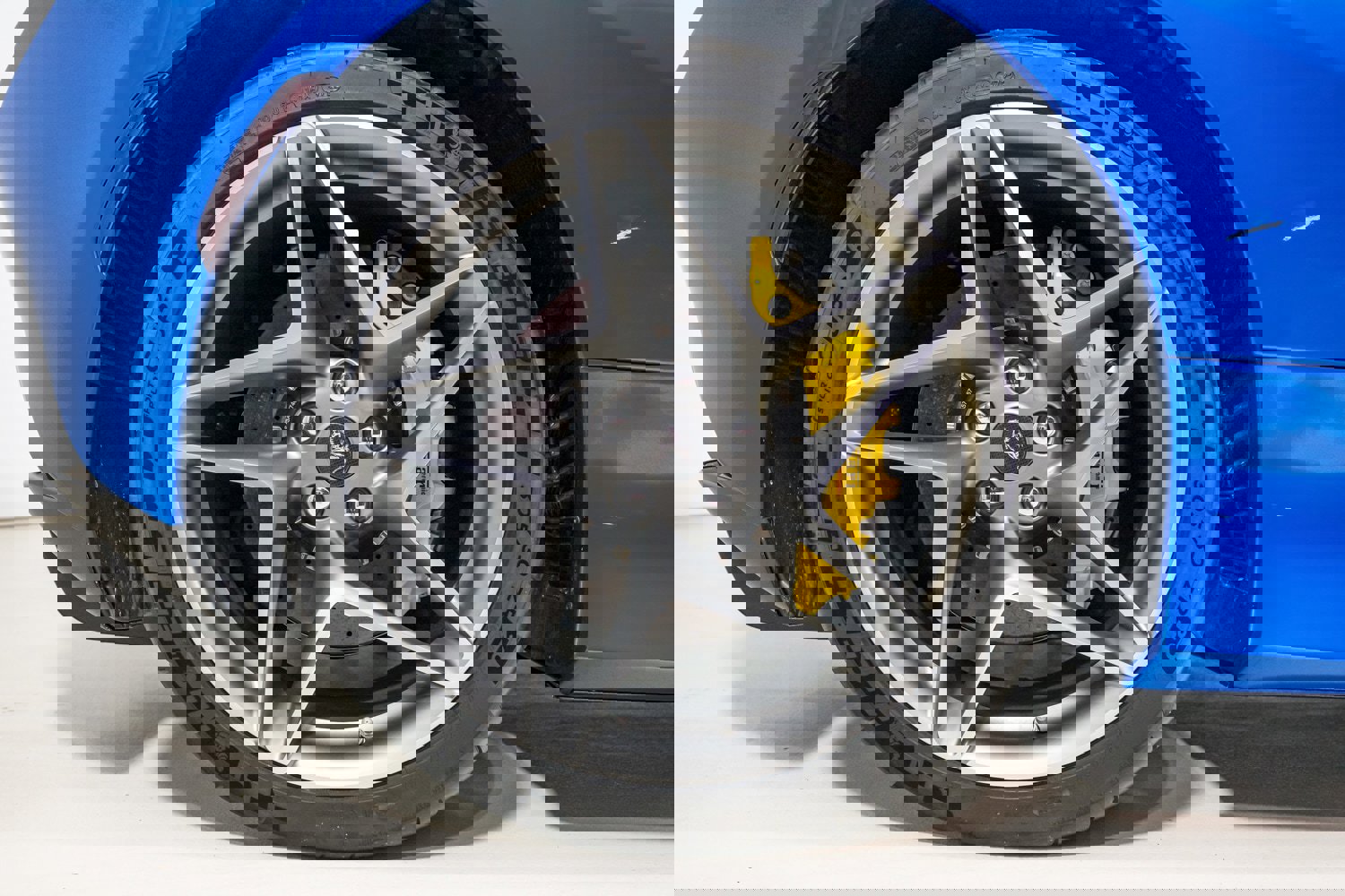 Used 2021 Ferrari F8 Tributo image 21