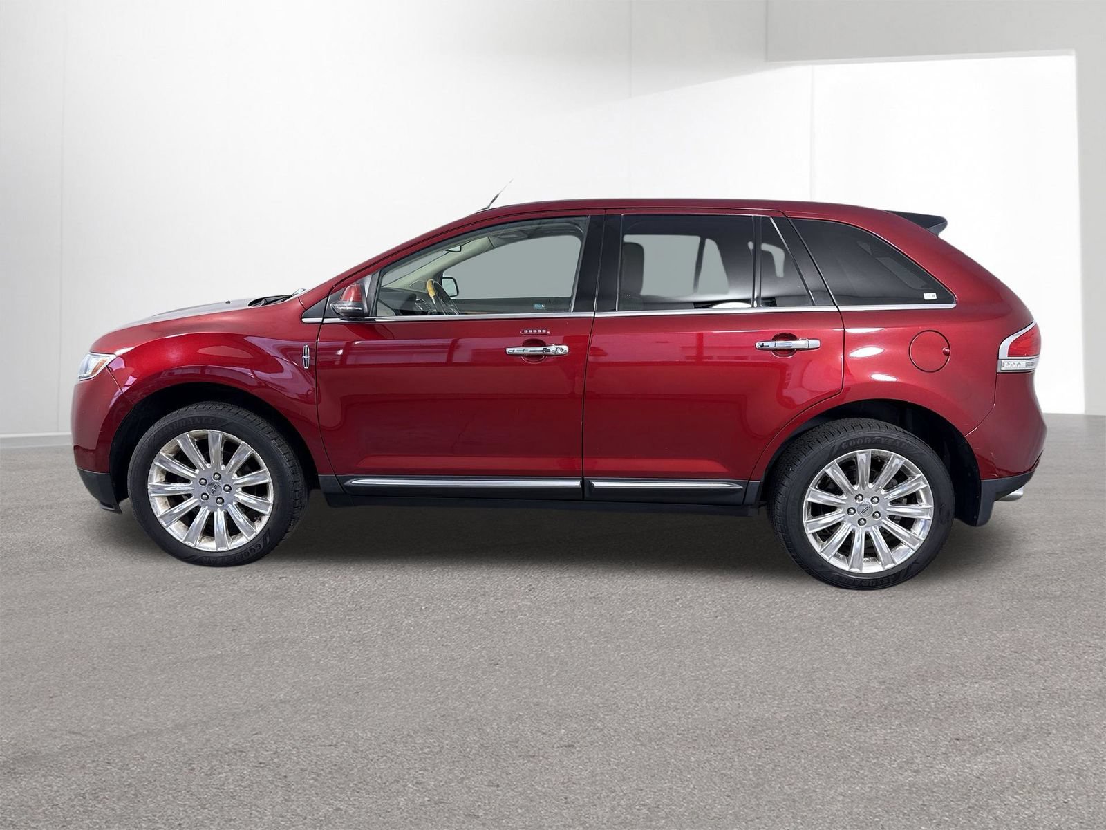 Used 2013 Lincoln MKX AWD image 28