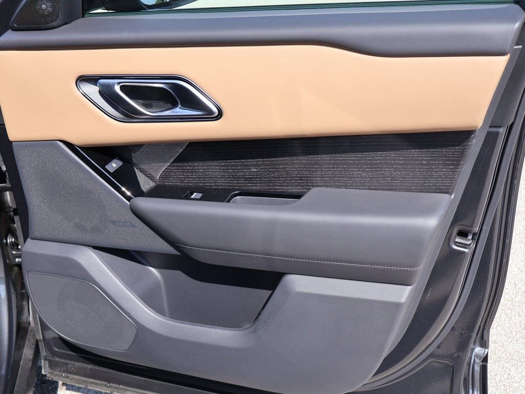 New 2026 Land Rover Range Rover Velar Autobiography image 13