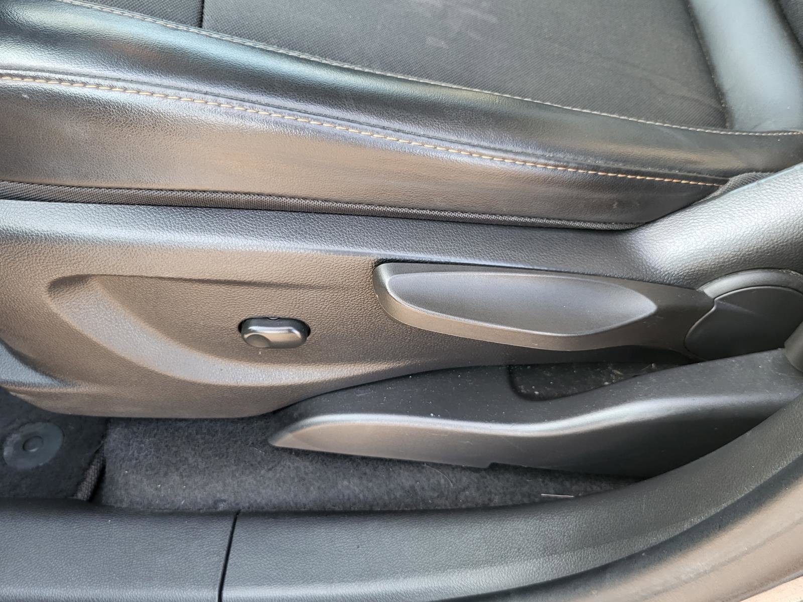 Used 2021 Chevrolet Trax LT image 18