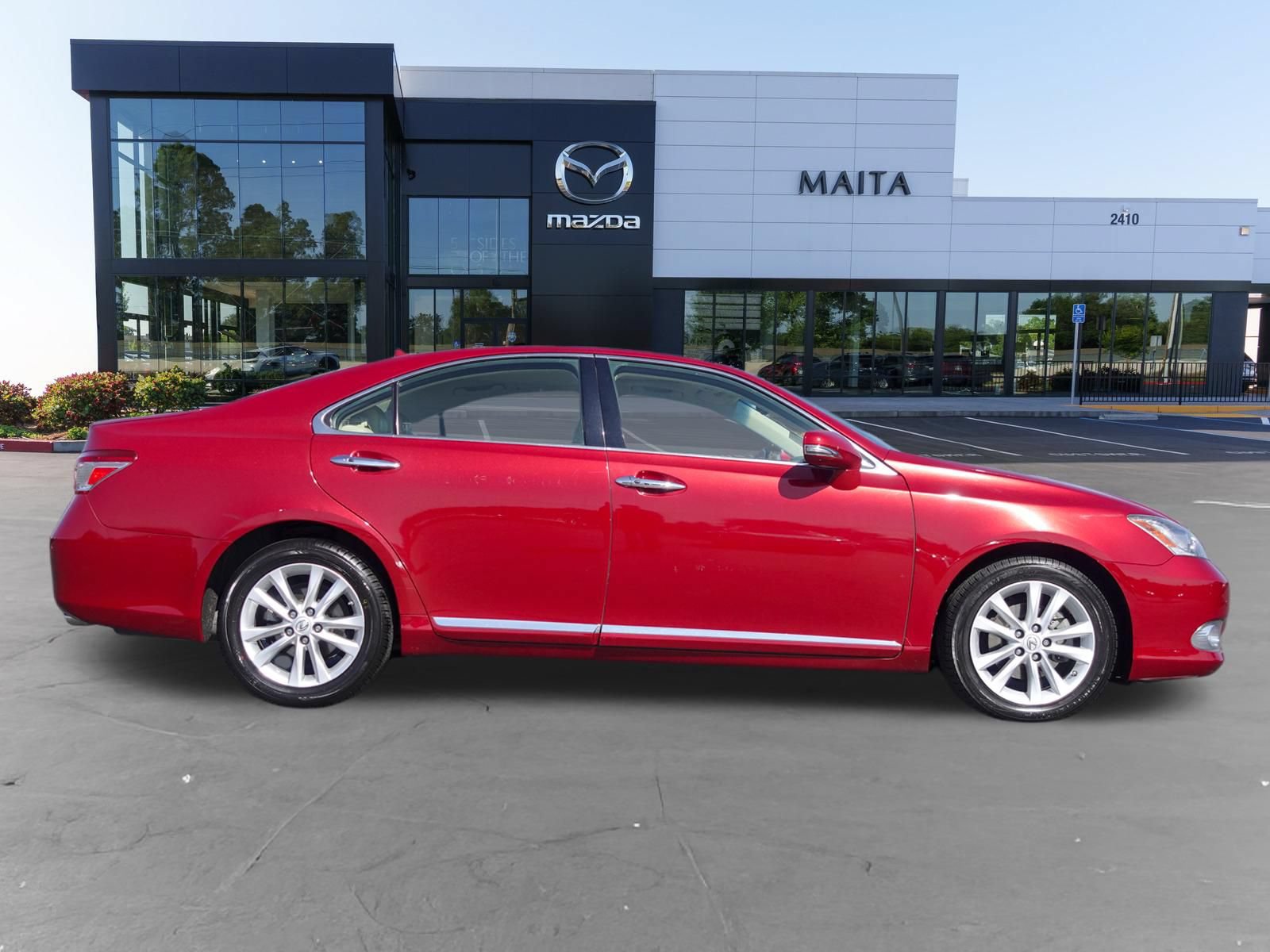 Used 2011 Lexus ES 350 FWD image 2