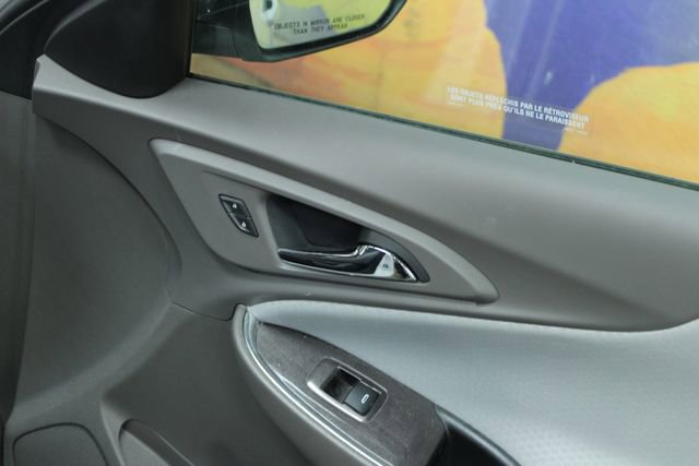 Used 2018 Chevrolet Malibu LT image 10