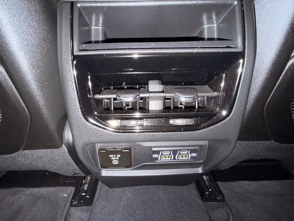 Certified 2025 Jeep Grand Cherokee Altitude image 21