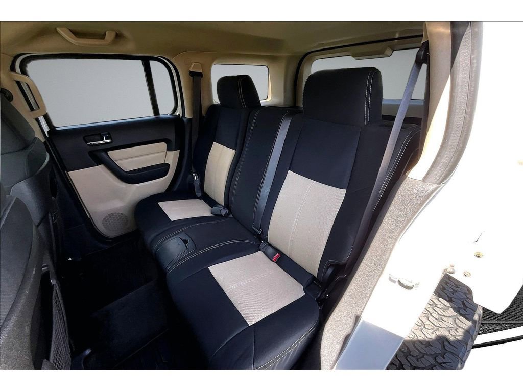 Used 2007 HUMMER H3 image 23