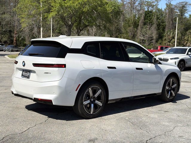 New 2026 BMW iX xDrive45 image 3