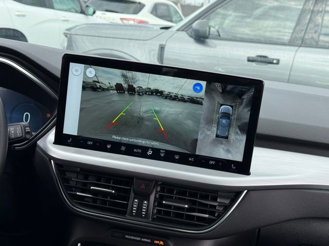 Certified 2024 Ford Escape Platinum AWD/4WD image 4