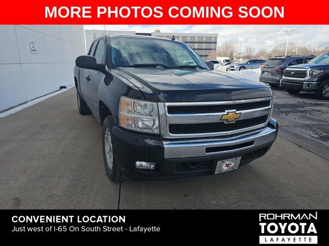 Used 2011 Chevrolet Silverado 1500 LT w/ All-Star Edition image 2