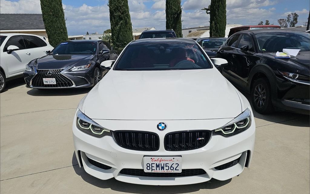 Used 2018 BMW M4 Coupe w/ Executive Package RWD image 2