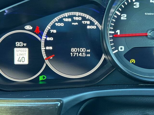 Used 2018 Porsche Panamera 4S AWD/4WD image 33