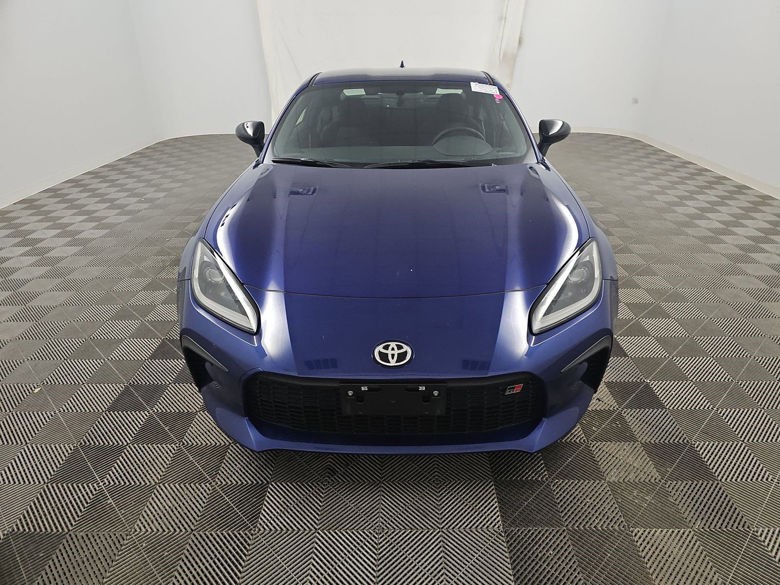 Used 2024 Toyota GR86 RWD image 8
