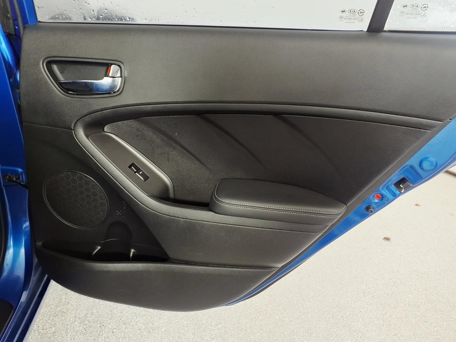 Used 2014 Kia Forte EX FWD image 6