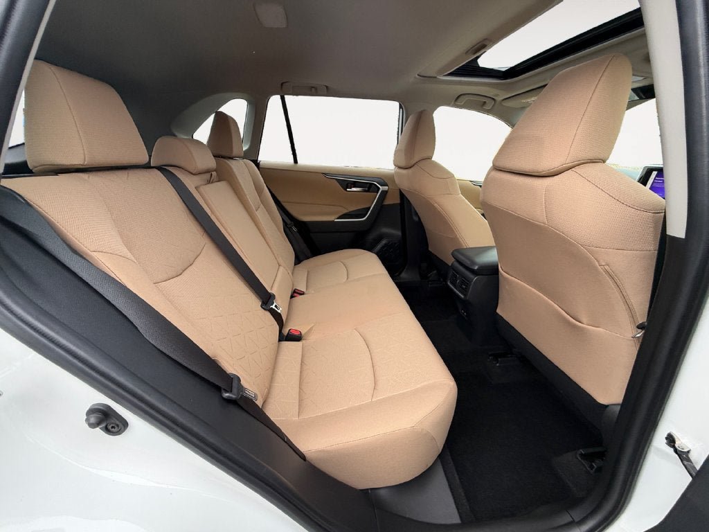 Used 2023 Toyota RAV4 XLE w/ Convenience Package AWD/4WD image 23