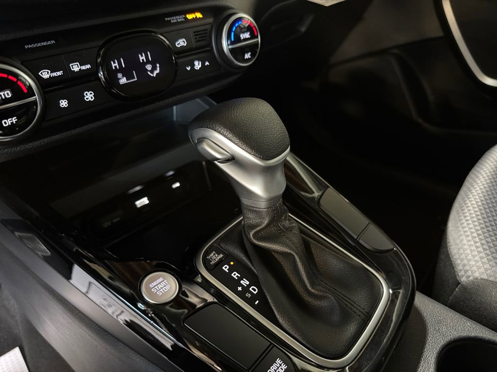 Certified 2023 Kia Soul S FWD image 21