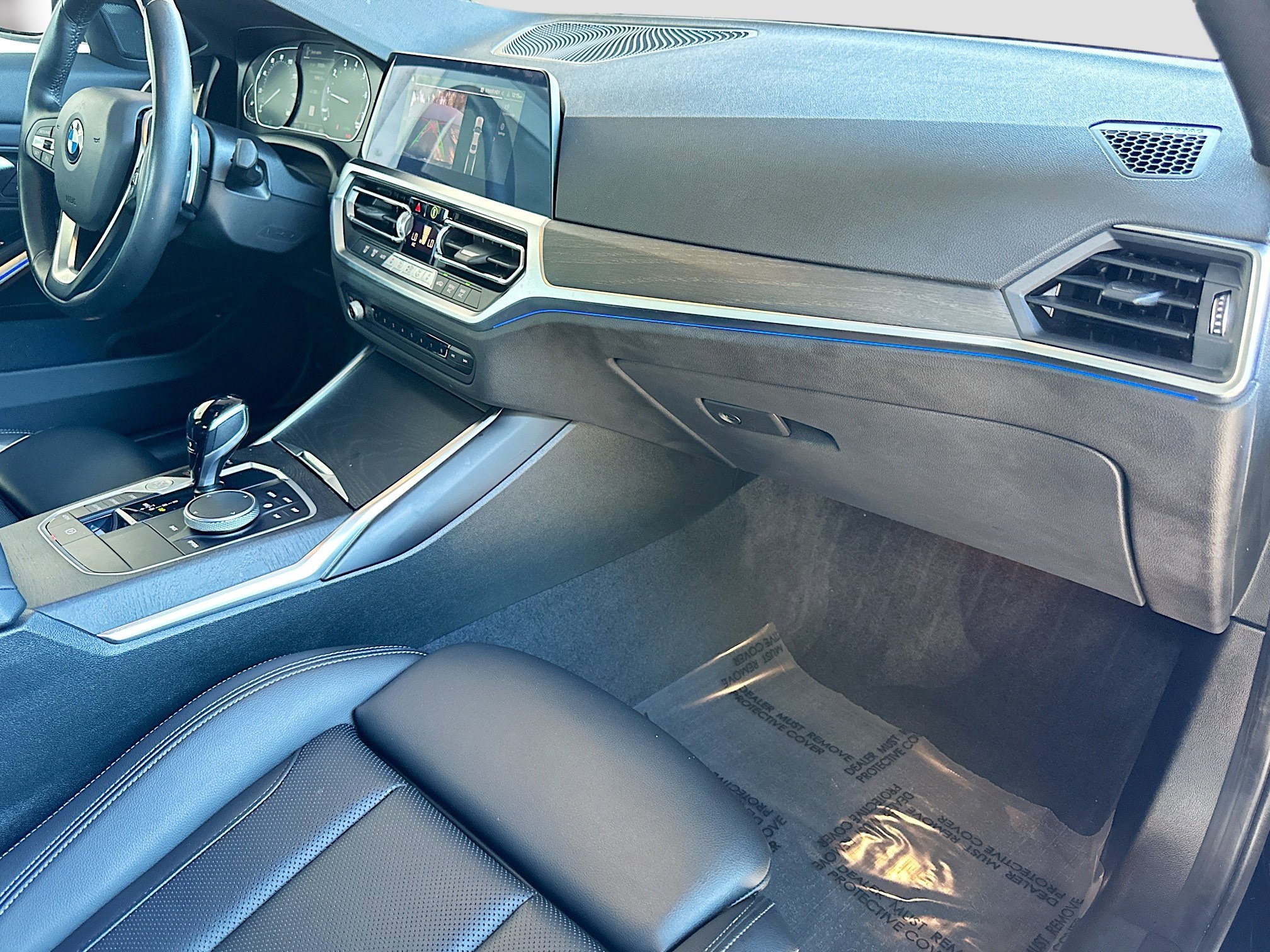 Used 2022 BMW 330i Sedan w/ Driving Assistance Package image 29