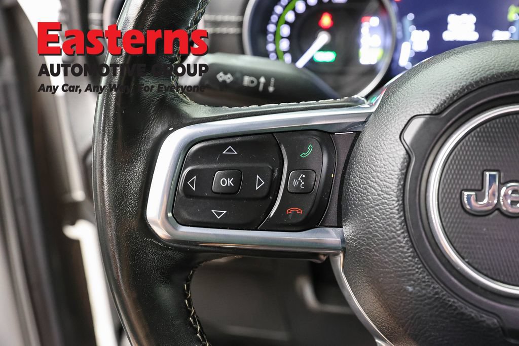 Used 2022 Jeep Wrangler Unlimited Sahara w/ Cold Weather Group AWD/4WD image 15