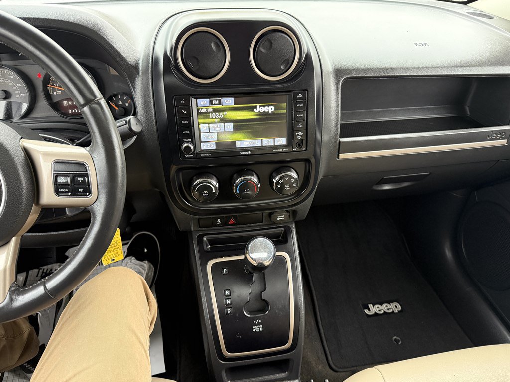 Used 2016 Jeep Patriot 75th Anniversary w/ Power Value Group AWD/4WD image 18
