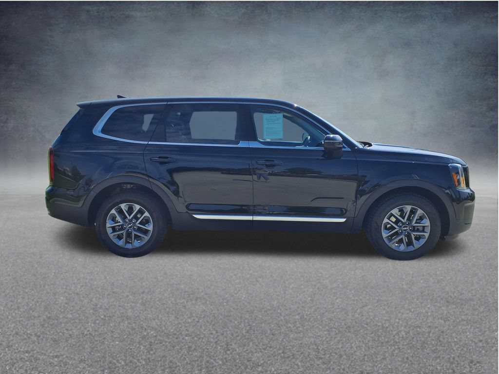 Used 2024 Kia Telluride LX FWD image 10