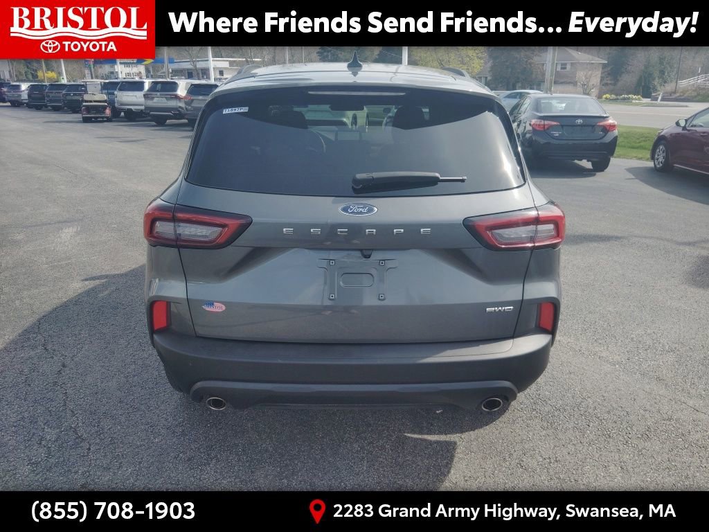 Used 2025 Ford Escape ST-Line image 6