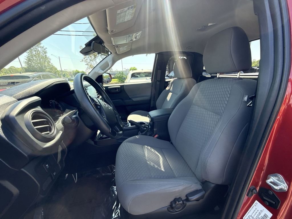 Used 2022 Toyota Tacoma 4x4 Access Cab image 13