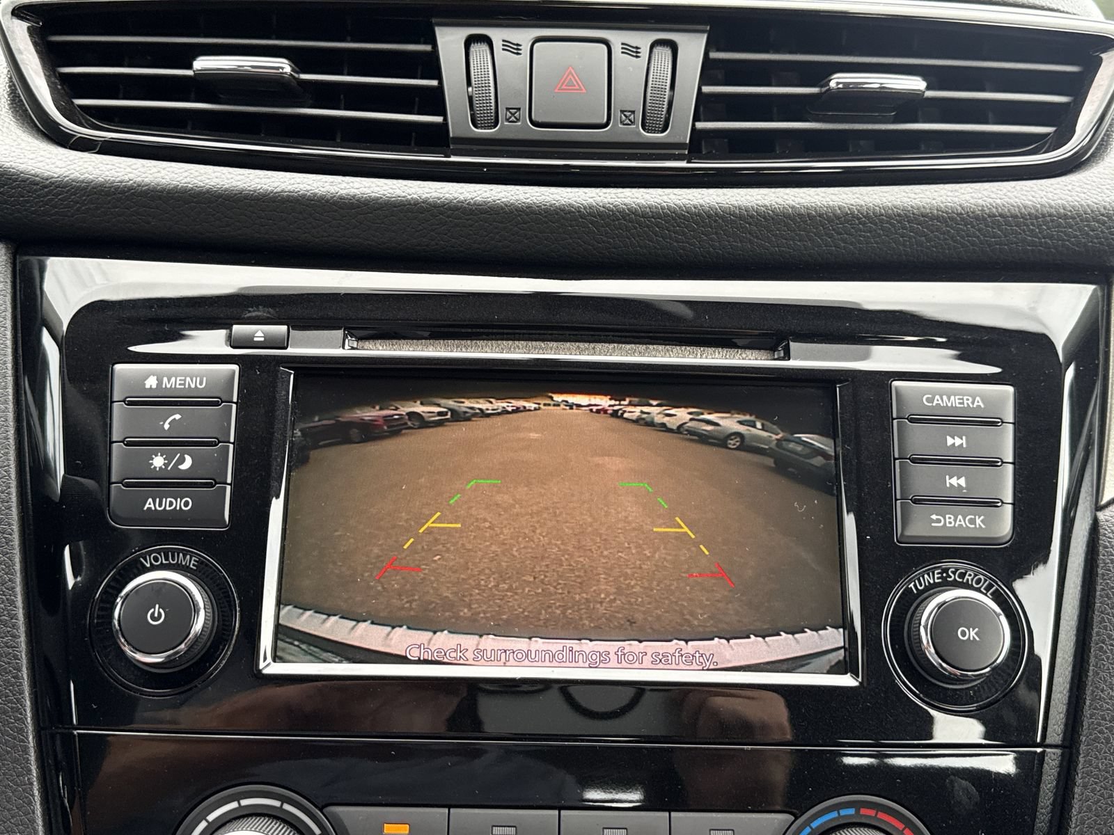 Used 2019 Nissan Rogue Sport S w/ Appearance Package FWD image 22