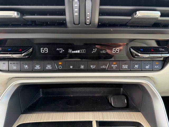 Certified 2025 MAZDA CX-90 Plug-In Hybrid w/ Premium Plus AWD/4WD image 15