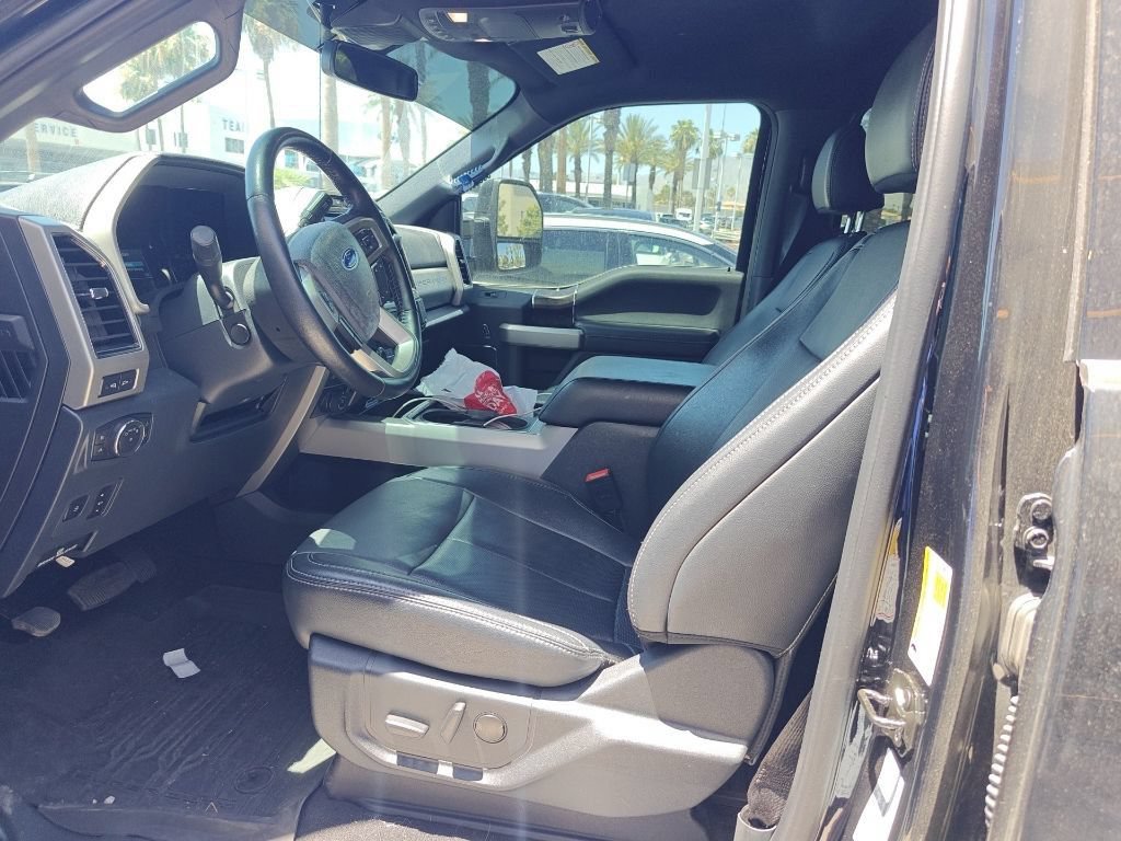Used 2022 Ford F350 Lariat w/ Lariat Ultimate Package AWD/4WD image 4