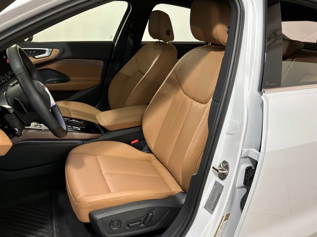 Used 2025 Audi A5 2.0T Premium w/ Convenience Package image 8