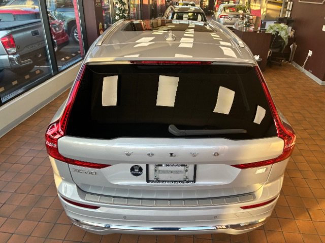 Used 2023 Volvo XC60 T8 Core w/ Climate Package image 13