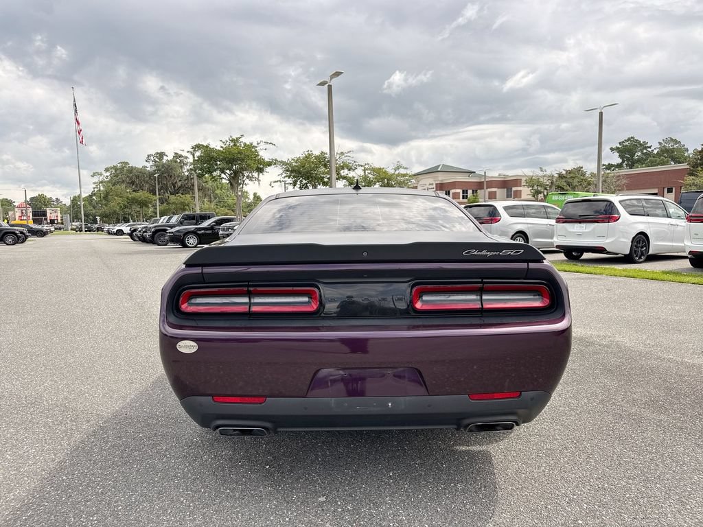 Used 2020 Dodge Challenger R/T RWD image 4