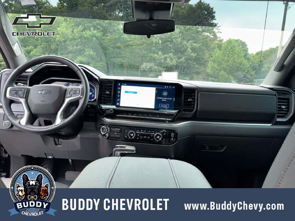 Used 2026 Chevrolet Silverado 1500 LT Trail Boss w/ LT Trail Boss Premium Package AWD/4WD image 31