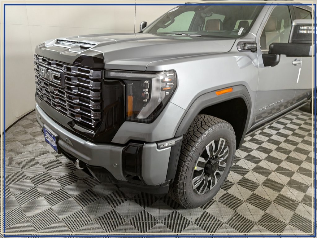 New 2026 GMC Sierra 3500 Denali Ultimate AWD/4WD image 9