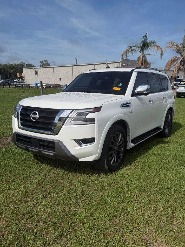 Used 2022 Nissan Armada Platinum w/ Captain's Chairs Package RWD image 8