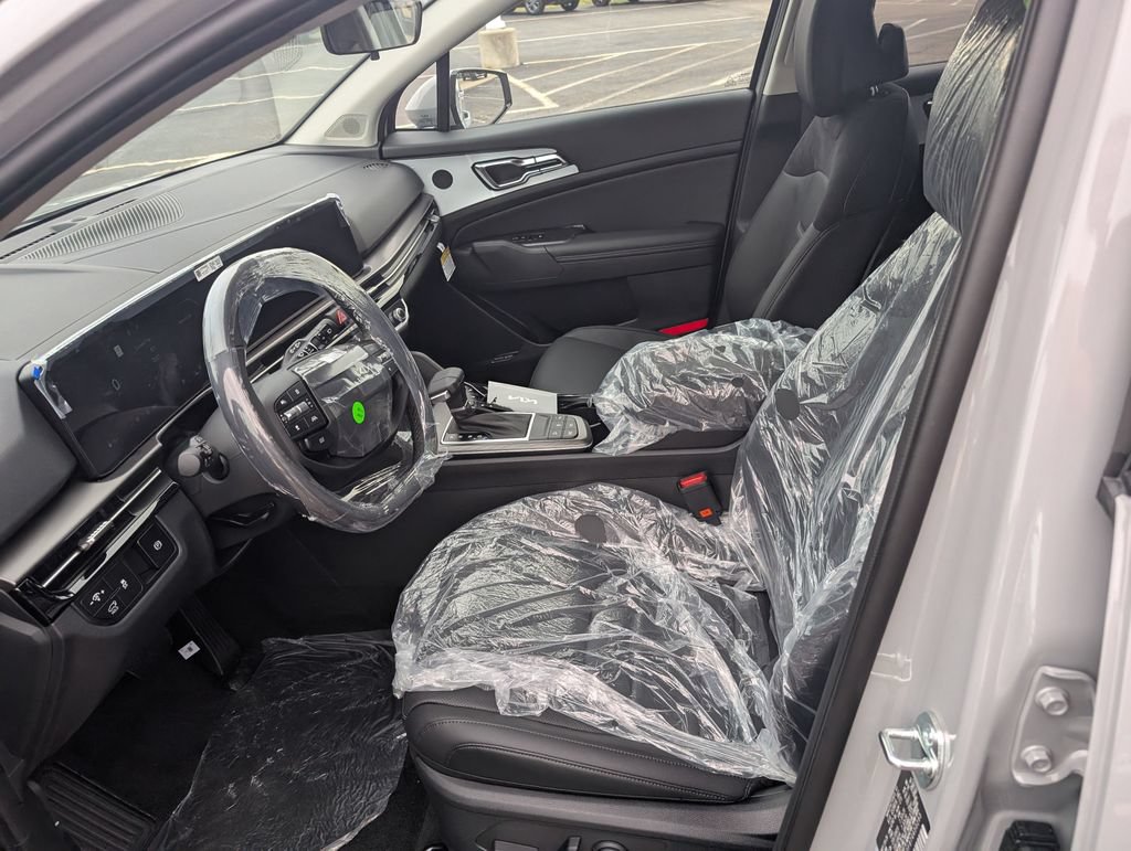 New 2026 Kia Sportage SX FWD image 13