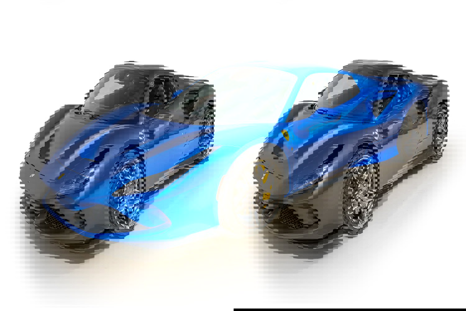 Used 2021 Ferrari F8 Tributo image 10