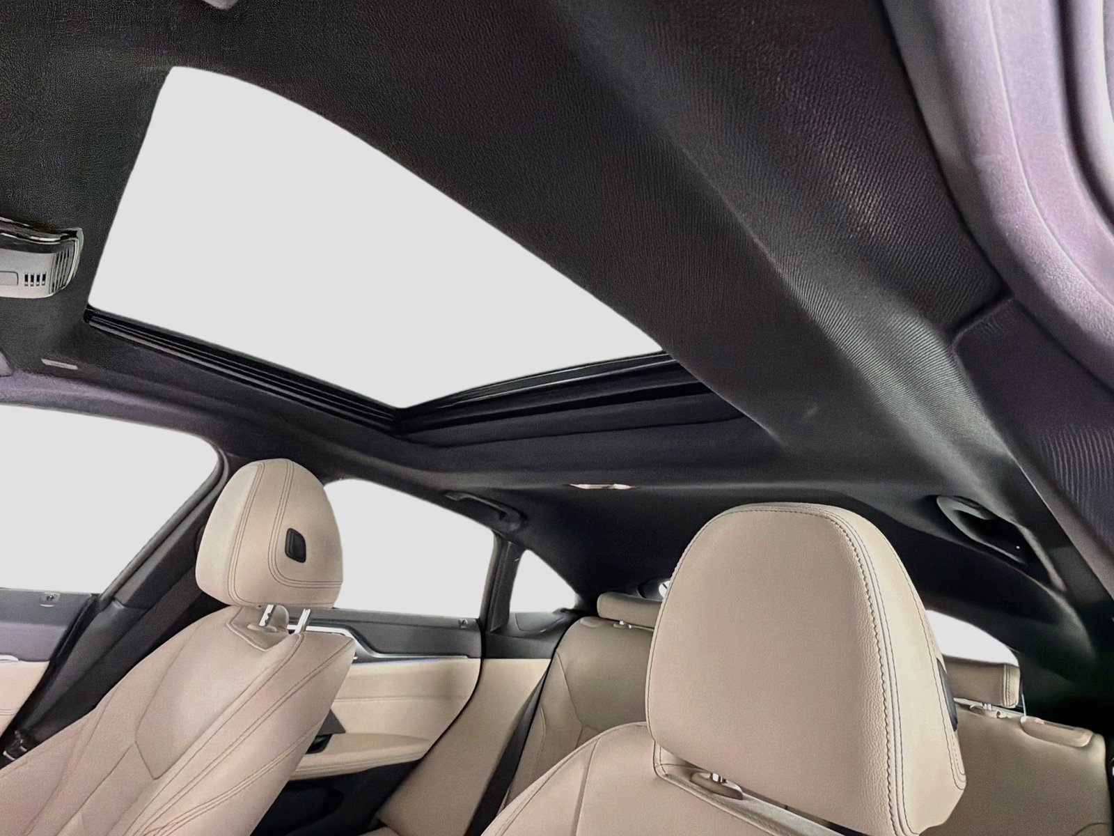 Certified 2023 BMW i4 eDrive40 w/ Premium Package RWD image 23