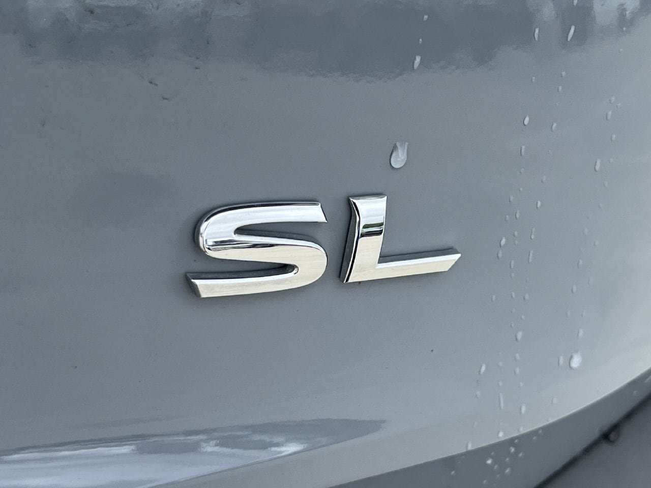 Used 2023 Nissan Rogue SL FWD image 5