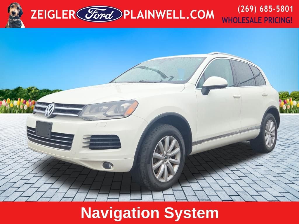 Used 2011 Volkswagen Touareg VR6 image 1