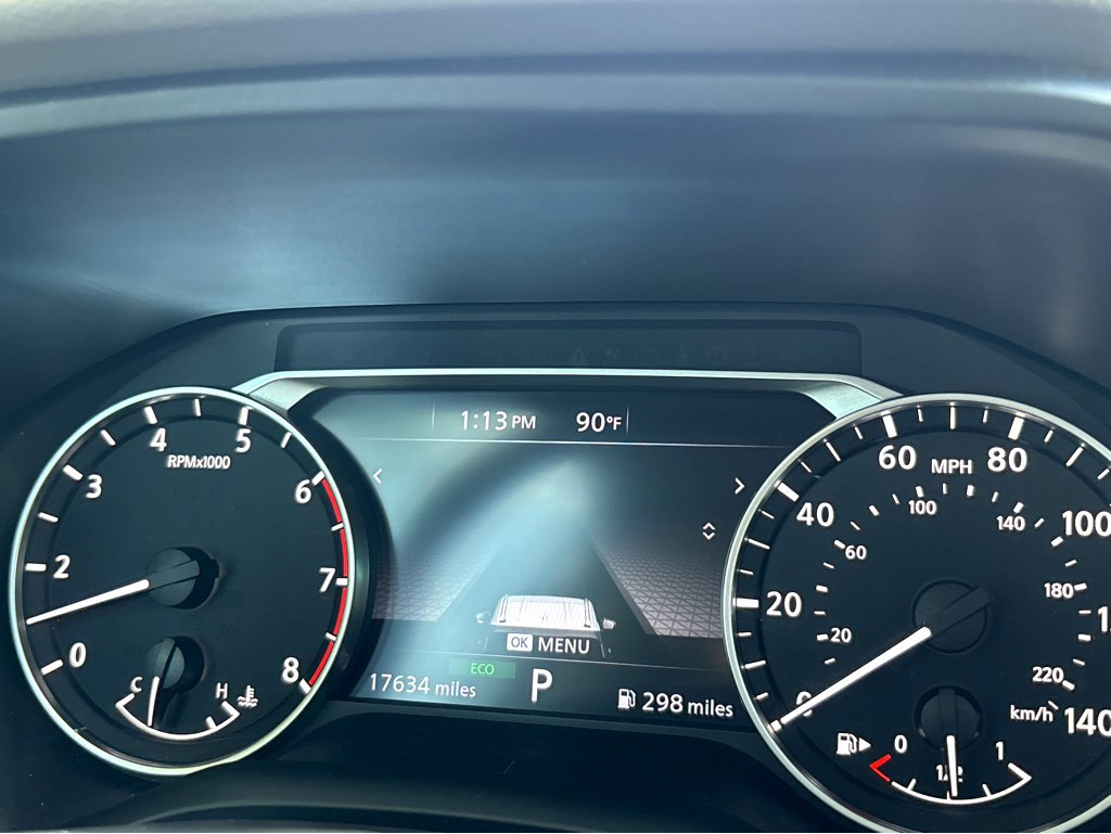 Used 2025 Nissan Rogue SV w/ SV Premium Package image 5