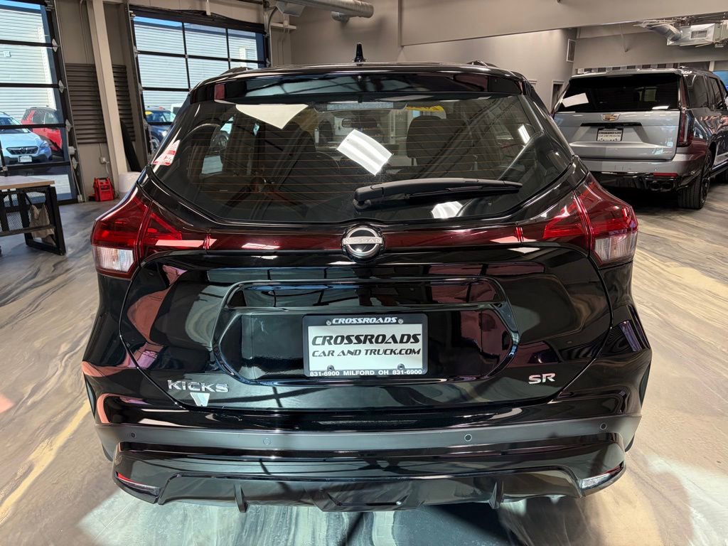 Used 2023 Nissan Kicks SR image 31