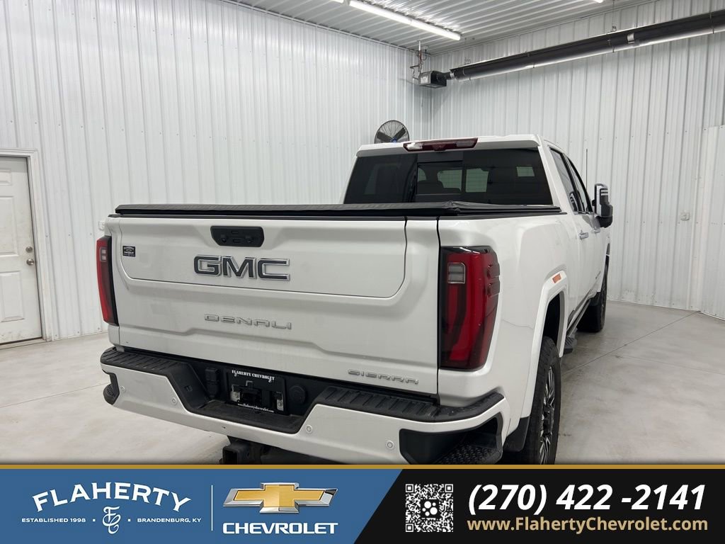 Used 2024 GMC Sierra 3500 Denali Ultimate image 3
