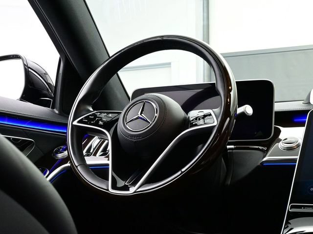 Used 2024 Mercedes-Benz S 580 4MATIC Sedan image 20