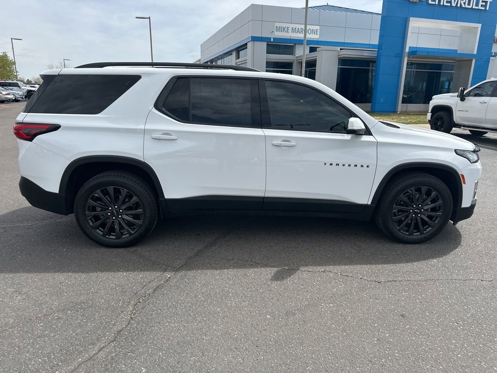 Used 2022 Chevrolet Traverse RS image 39