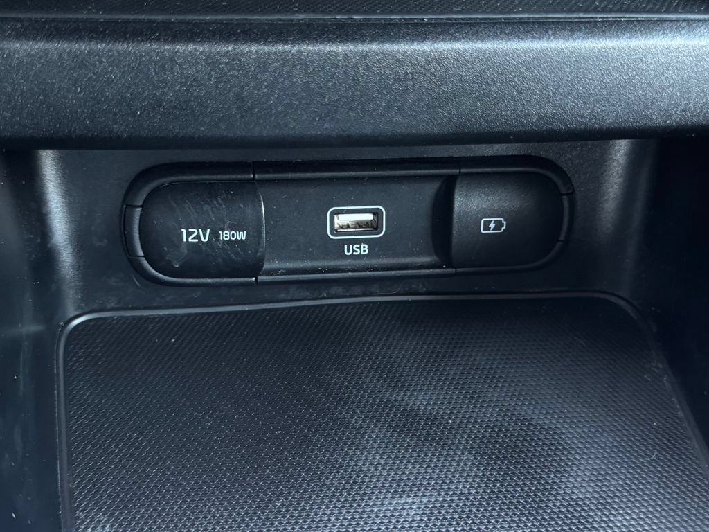 Used 2024 Kia Forte LXS w/ LXS Technology Package FWD image 23