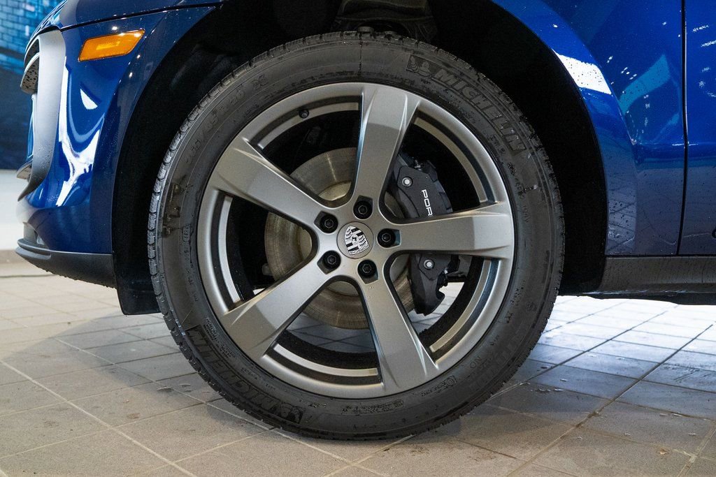 New 2026 Porsche Macan image 11